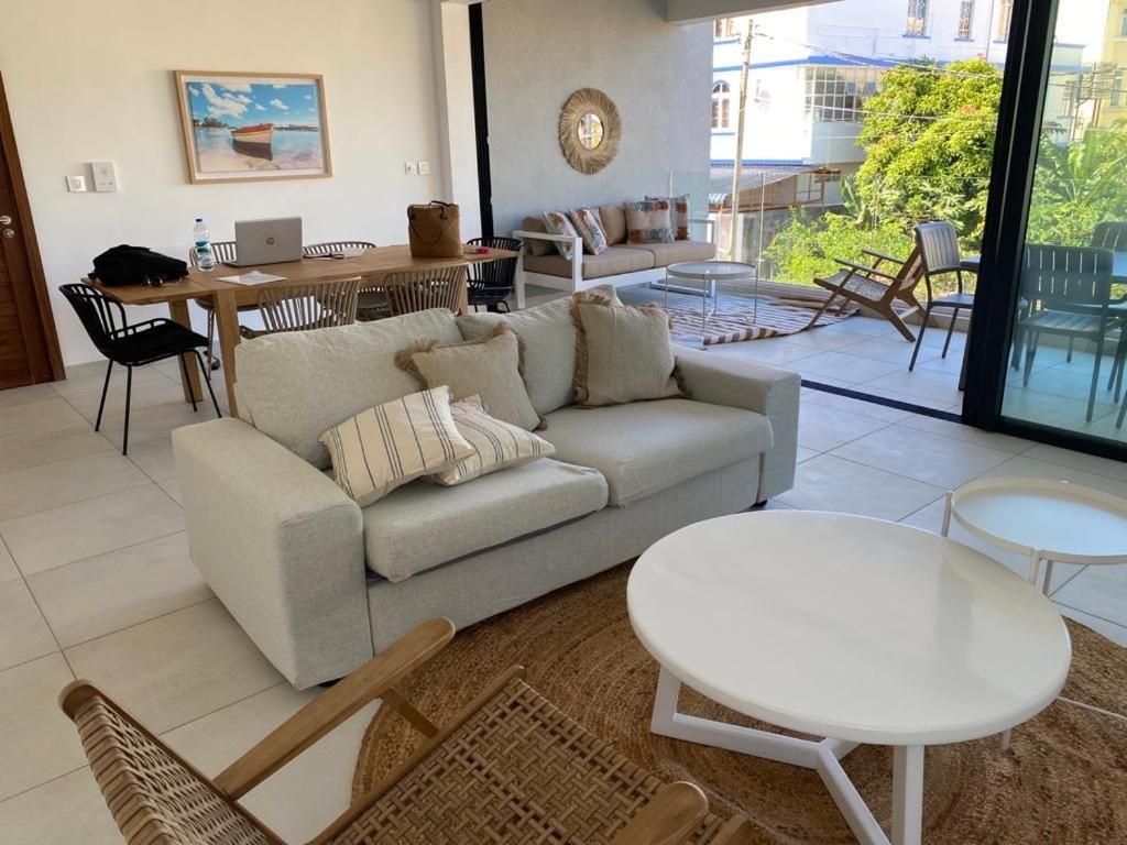 Neuf A Apartment Trou aux Biches