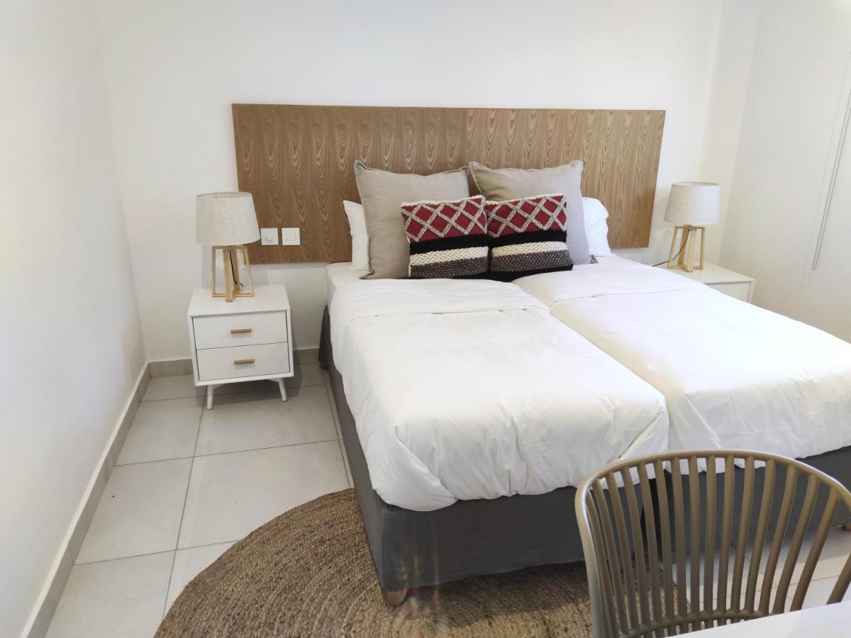 Neuf A Apartment *